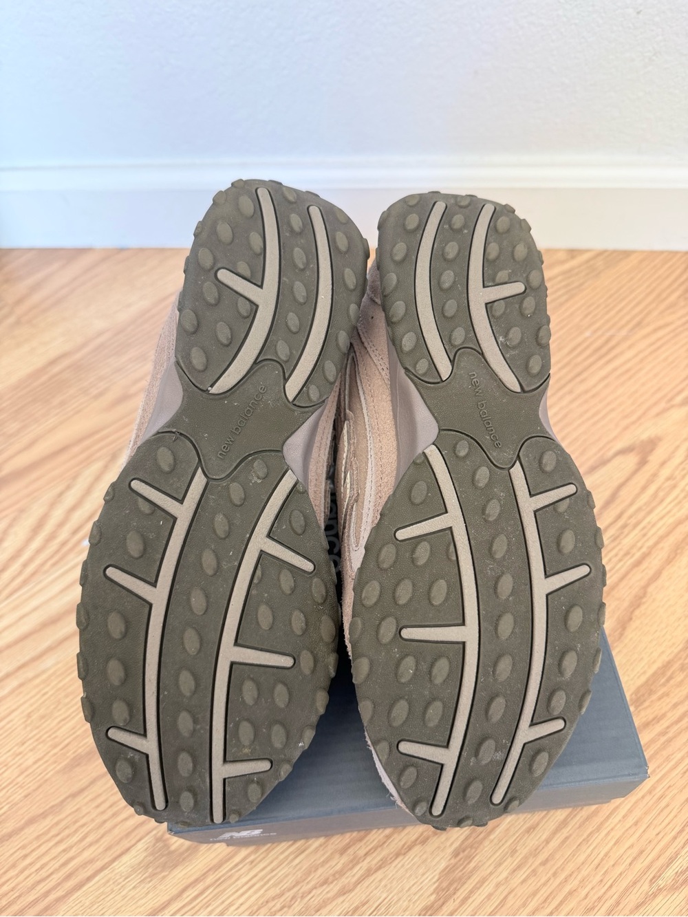 New Balance 204L - Picture 4 of 8